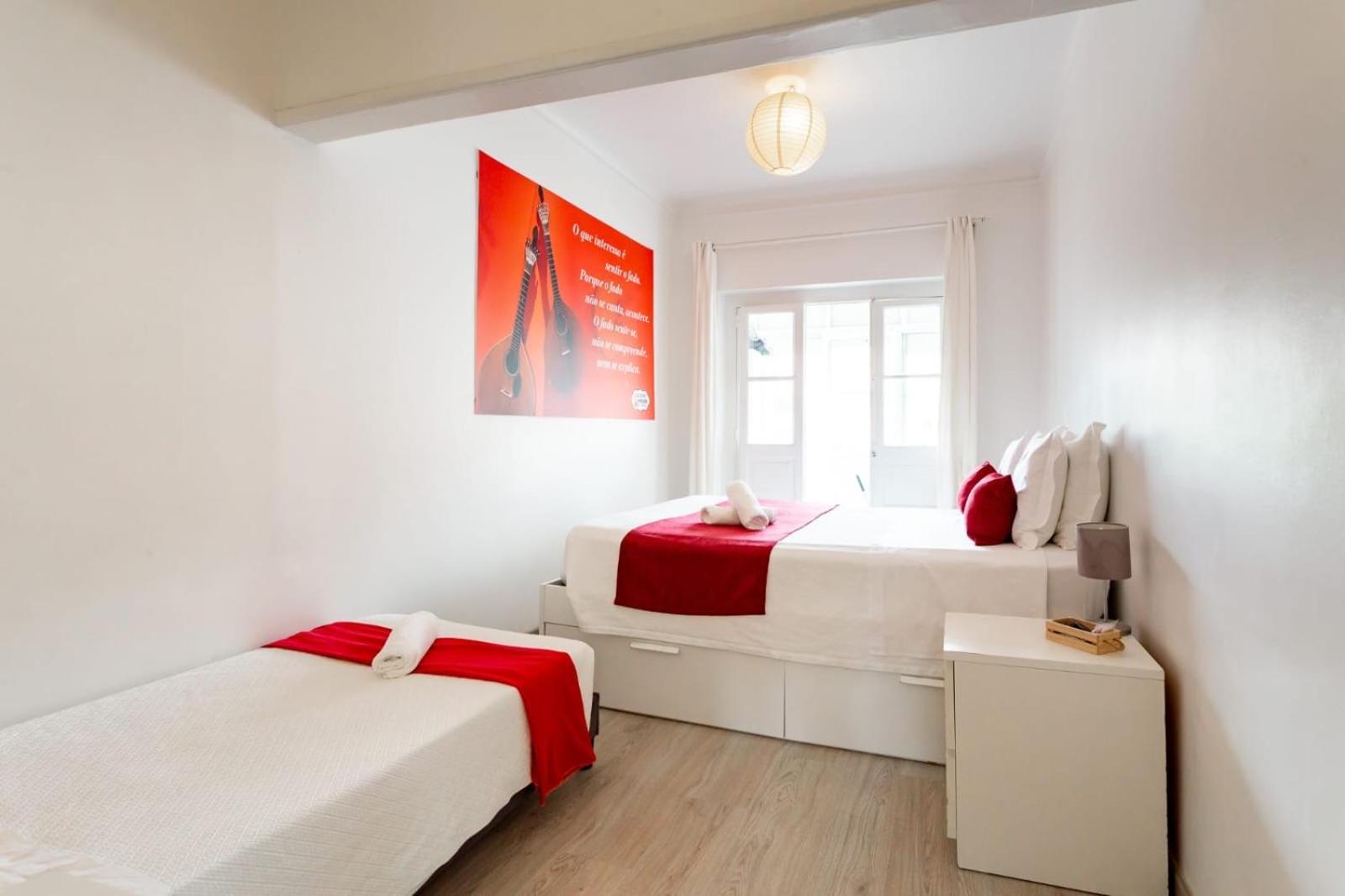 Divine House Of Graca Hotel Lisbon Bagian luar foto