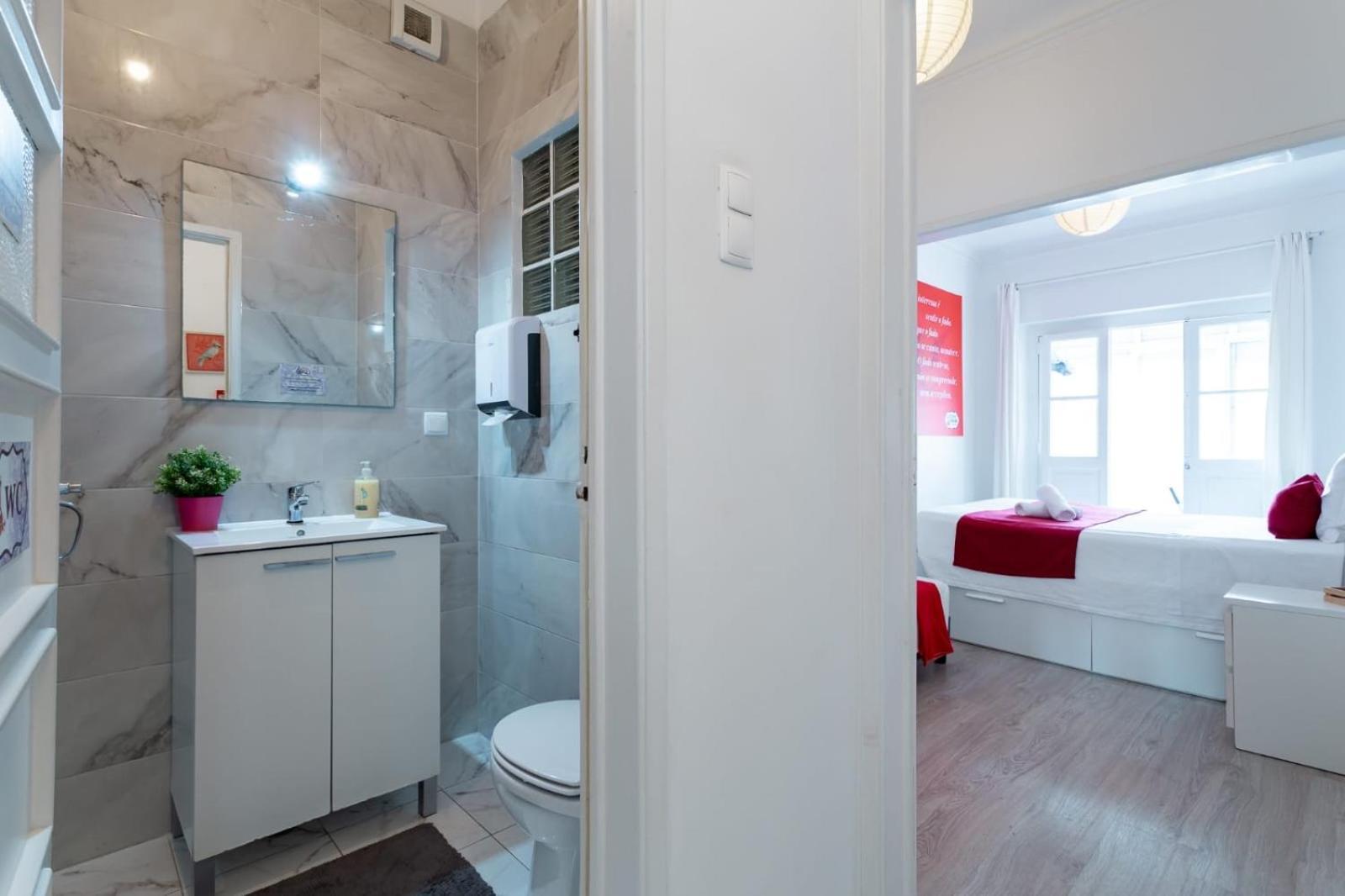 Divine House Of Graca Hotel Lisbon Bagian luar foto