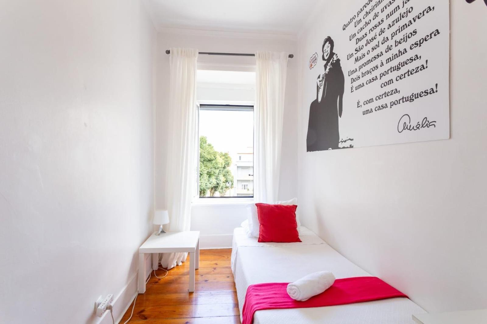 Divine House Of Graca Hotel Lisbon Bagian luar foto